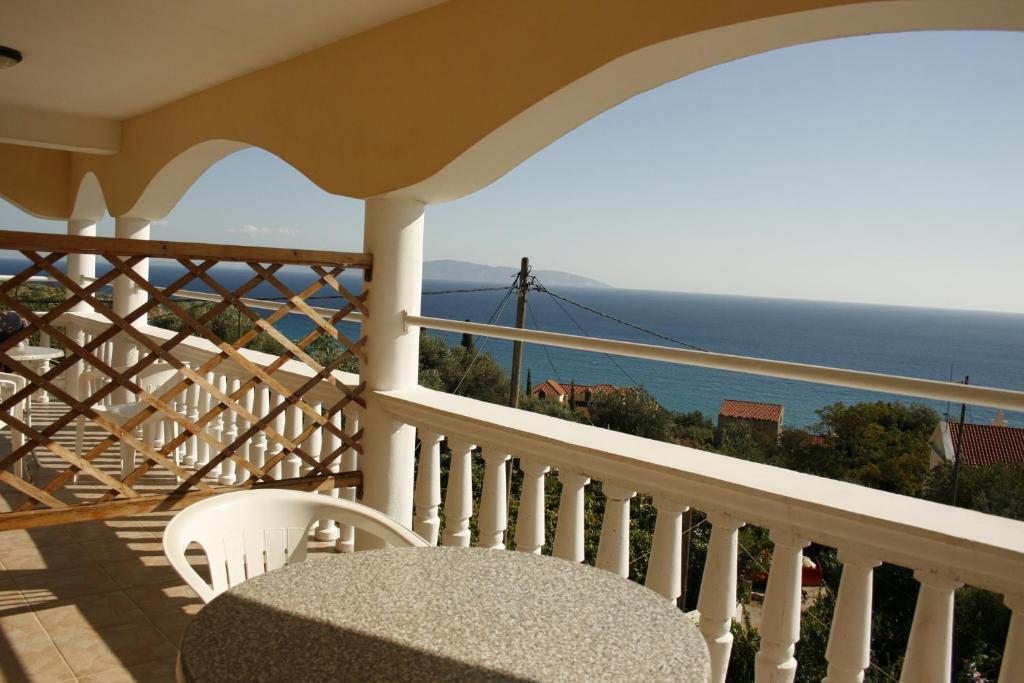 Marinos Studios At Lourdata Village Rom bilde